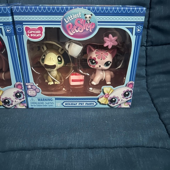 Littlest Pet Shop Holiday Pet Pairs - Picture 3 of 12